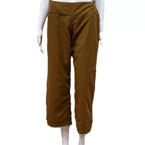 Women’s Lululemon Sz 6 Wide Leg Capris Lightweight  Tan Khaki Neutral Polyester